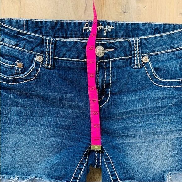 Amethyst Youth Girls Size 13 Jeans Shorts Blue Denim Low Rise Cut Offs - Picture 7 of 7